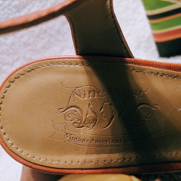 Nine West Vintage Collection wedge sandals. - Picture 3 of 5